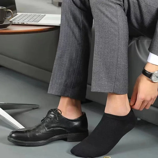 5-Pack Men's Black Boat Socks: Sleek Comfort for Business & Summer